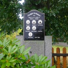 Pomník padlým ve Svárkově