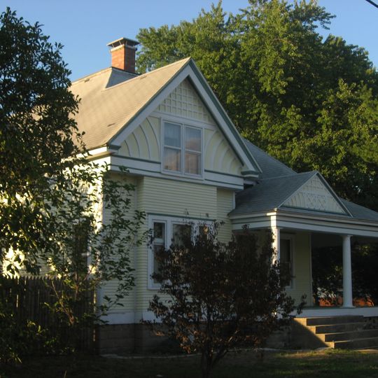 Pearl and Bess Meyer House