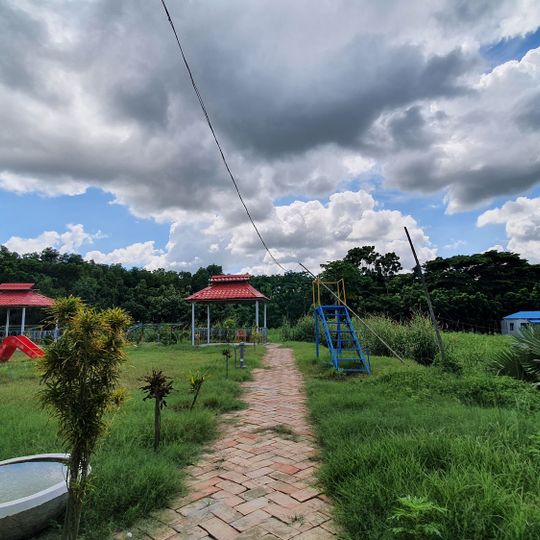 Sampan Highway Inn Restaurant & Party Centre