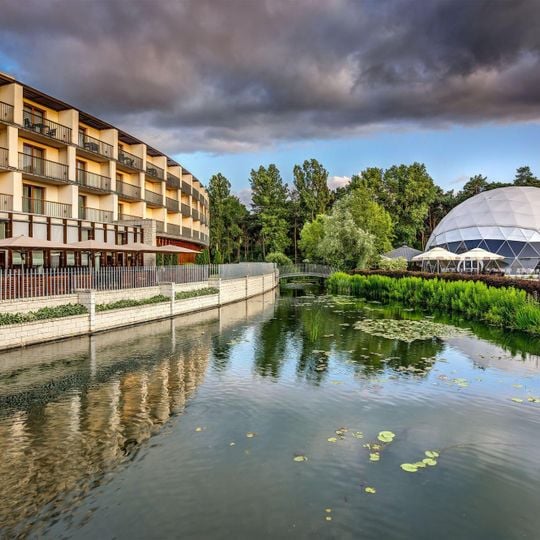 Holiday Inn Resort Warsaw