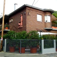 Wohnhaus in der Napraforgó-Straße 9