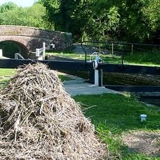 Brunsden Lock