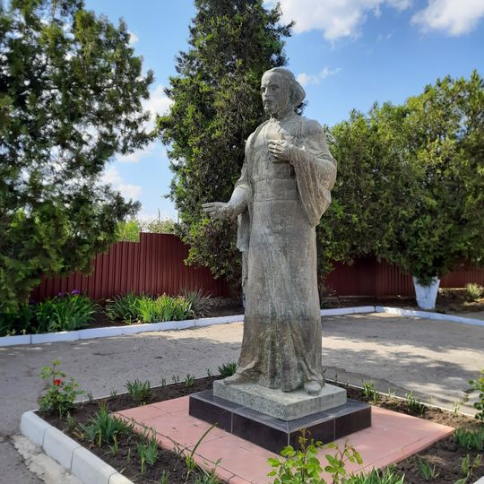 Statue of Alexei Mateevici in Căinari