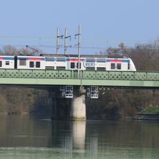 Pont ferroviaire de Bonneuil