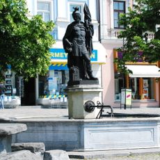 Hollabrunn Hauptplatz Florianibrunnen