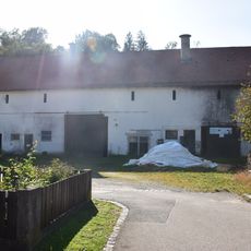 Scheune Am Dorfplatz 6 in Walting