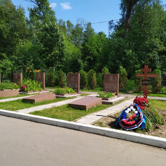 Памятник воинам-землякам, погибшим в годы Великой Отечественной войны 1941-1945 гг.