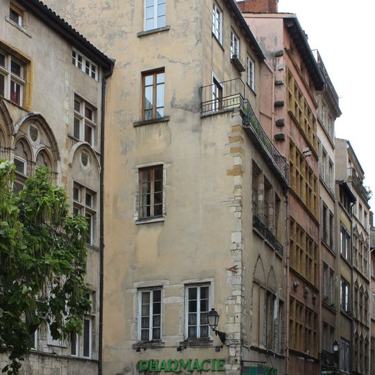 Maison, 3 place du Change