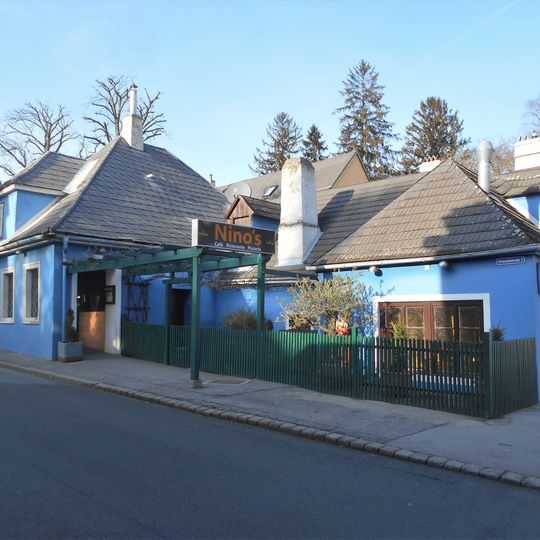 Wohn- und Geschäftshaus Himmelstraße 2