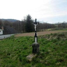 Kříž jižně od Tedražic