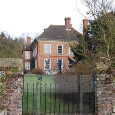 Buston Manor