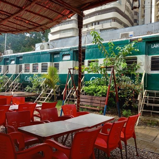 CAFÈ BOGIE