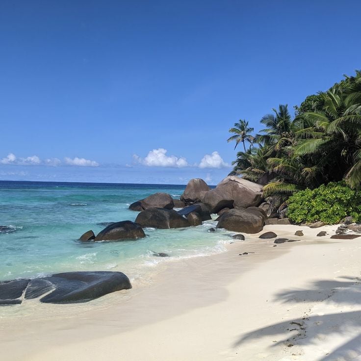 Silhouette Island