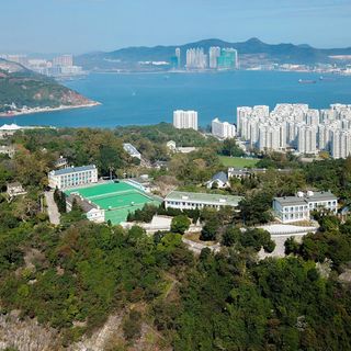 Lei Yue Mun Park and Holiday Village