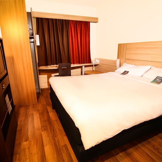 Ibis Santiago Providencia