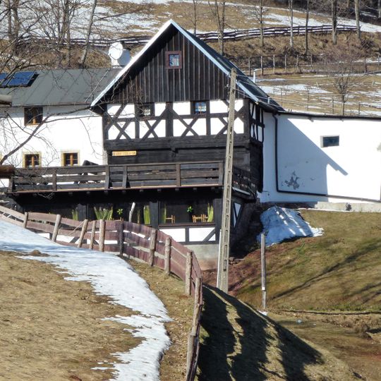 Grzmiaca, Wiejska 58