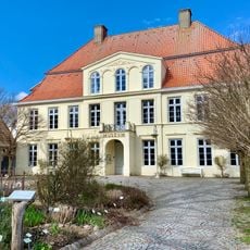 Museum des Kreises Plön mit norddeutscher Glassammlung