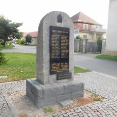 Pomník padlým v Šestajovicích