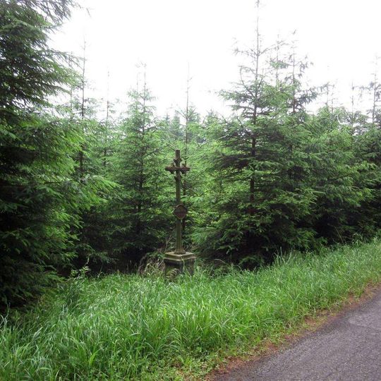 Kříž západně od Hutí pod Třemšínem