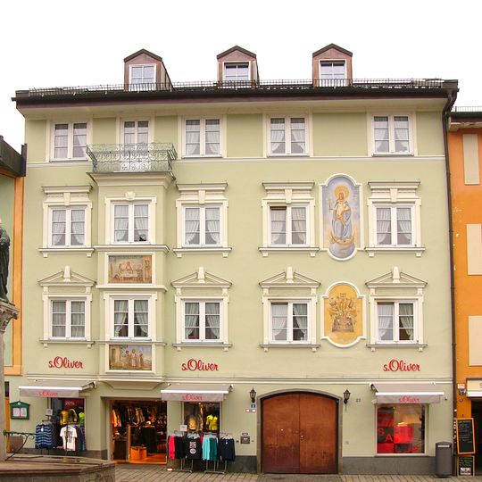 Ehemaliges Gasthaus Grünerbräu, jetzt Wohn- und Geschäftshaus