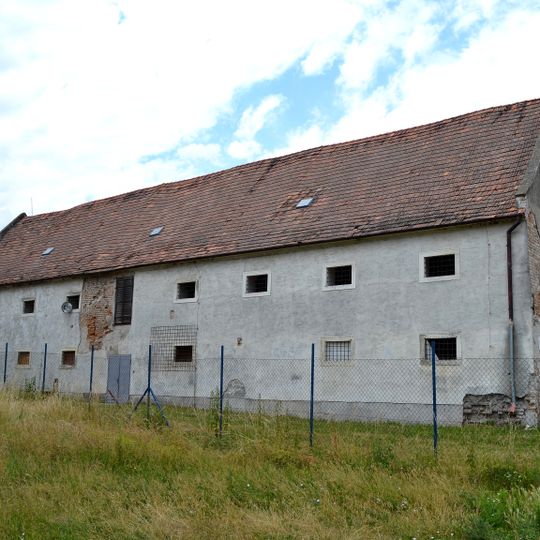 Kaštieľ rod. Szapáry, Lónyay, sýpka