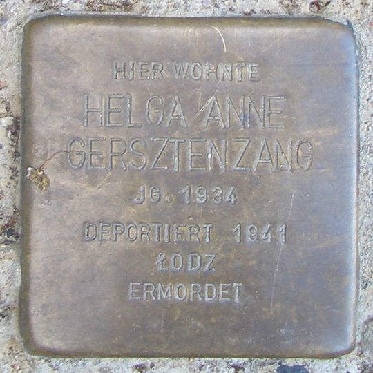 Stolperstein en memoria de Helga Anne Gersztenzang