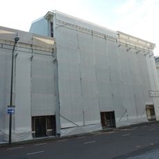 Statig woonhuis van harmonische architectuur