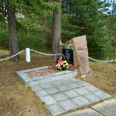 Могила Кротова Г.И. (1908-1944), майора, командира 92 танкового полка (Устье Видлицы)