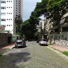 Imóvel à Rua Alumínio, n.º 179