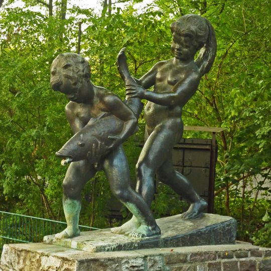 Children's group with fish