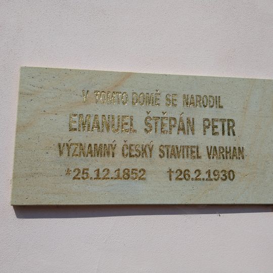 Pamětní deska Emanuela Š. Petra