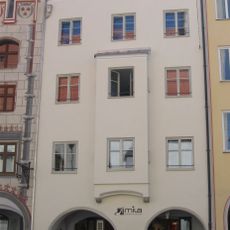 Wohn- und Geschäftshaus