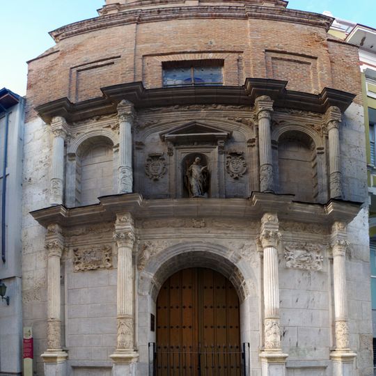 Fachada de la Iglesia Conventual de San Bernardo