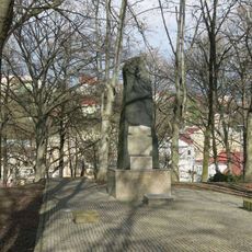 Pomník obětem válek v Městských sadech v Ústí nad Labem