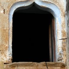 Finestra a la façana de Can Vilopriu