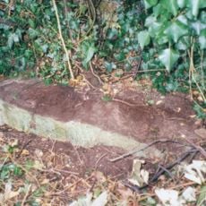 Milestone, Oxford Road; between Charlbury Road jct and Old Bell Cottage