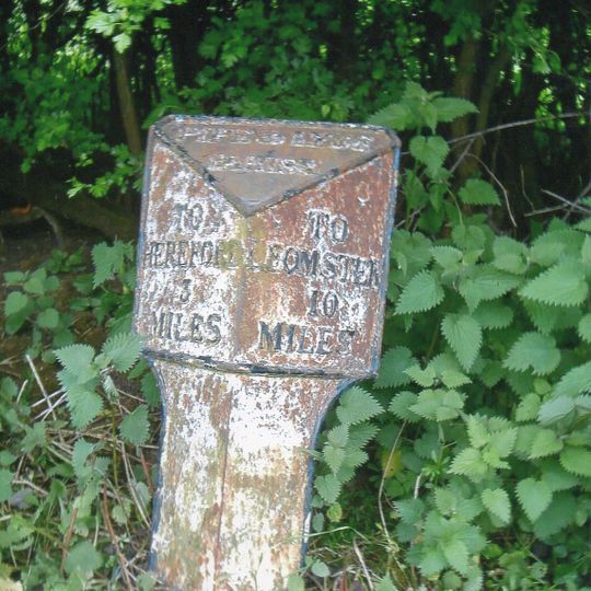 Milepost, Pipe Bridge; N of  bridge