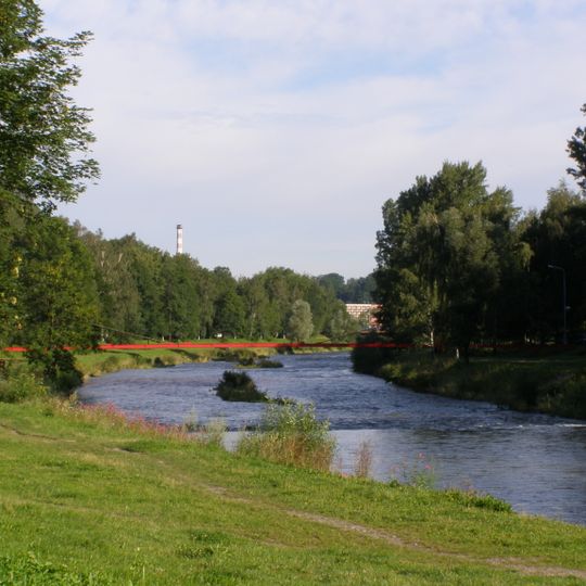 Lávka přes Ostravici u okresního archivu ve Frýdku-Místku