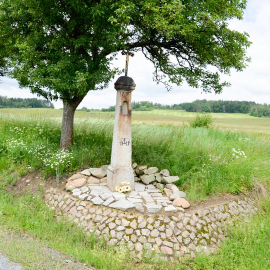Wayside cross by Čmelíny