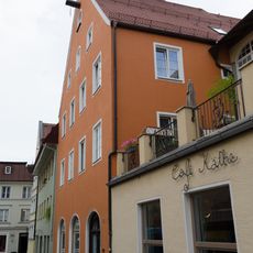 Ehemaliger Stadel, jetzt Wohn- und Geschäftshaus