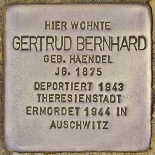 Stolperstein à la mémoire de Gertrud Bernhard