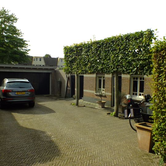 Villa De Omval: schuur