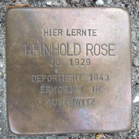 Stolperstein en memoria de Reinhold Rose