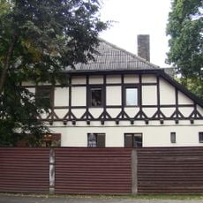 Dzīvojamās ēkas (2)