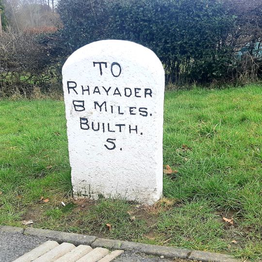 Milestone on A470
