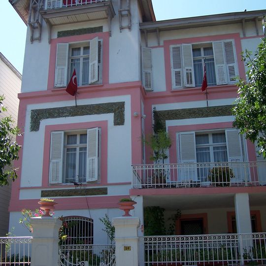 İsmet İnönü House Museum