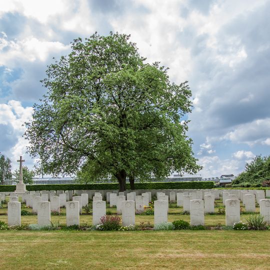 Laventie Military Cemetery