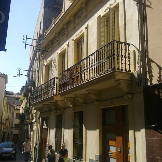 House in carrer del Forn, 12-14
