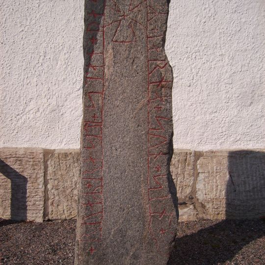 Östergötlands runinskrifter 14