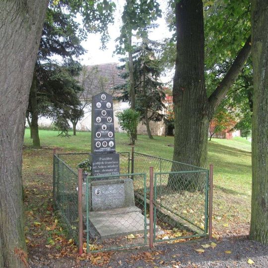 Pomník padlým v Kloušově